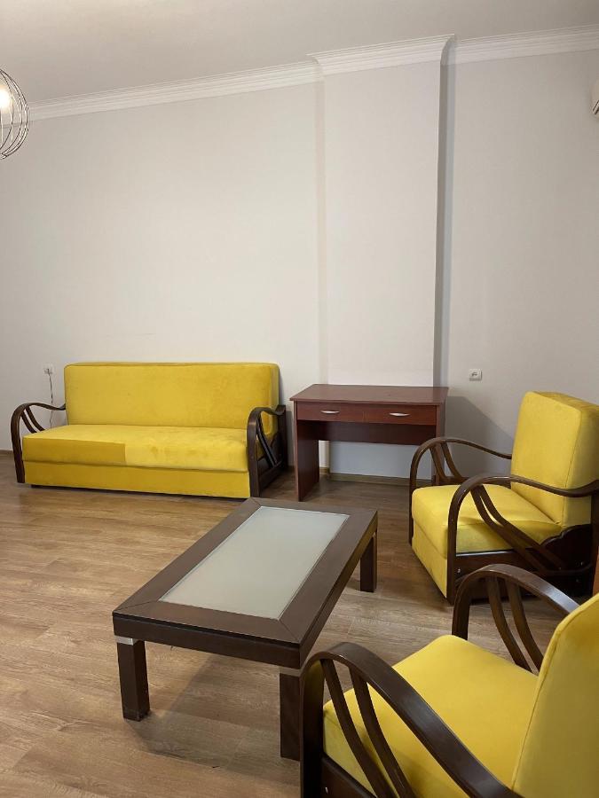 Hotel Aristocrat Tbilisi Exterior foto